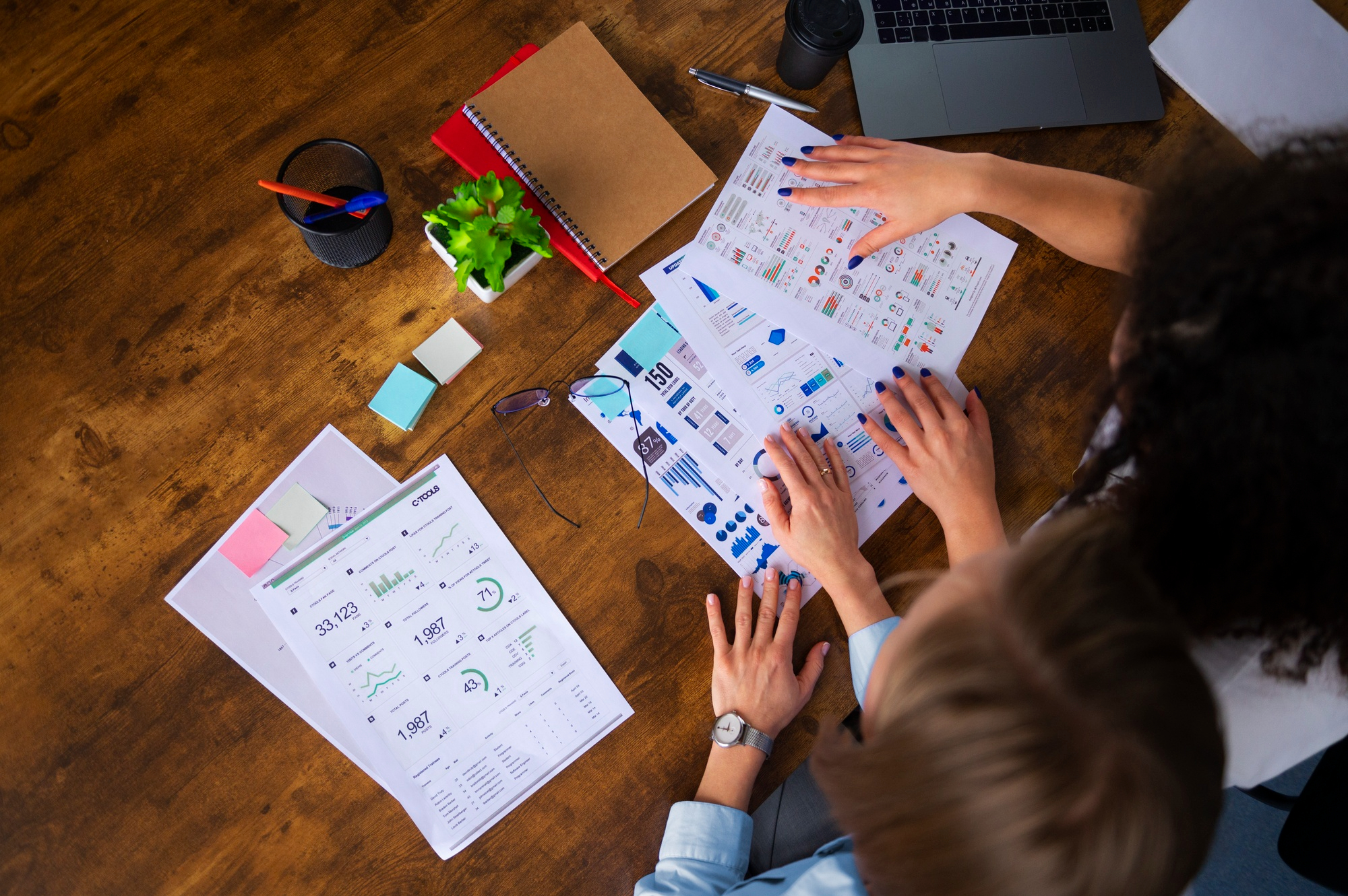 Estrategia digital para tu marca personal: herramientas y hábitos sostenibles que sí funcionan