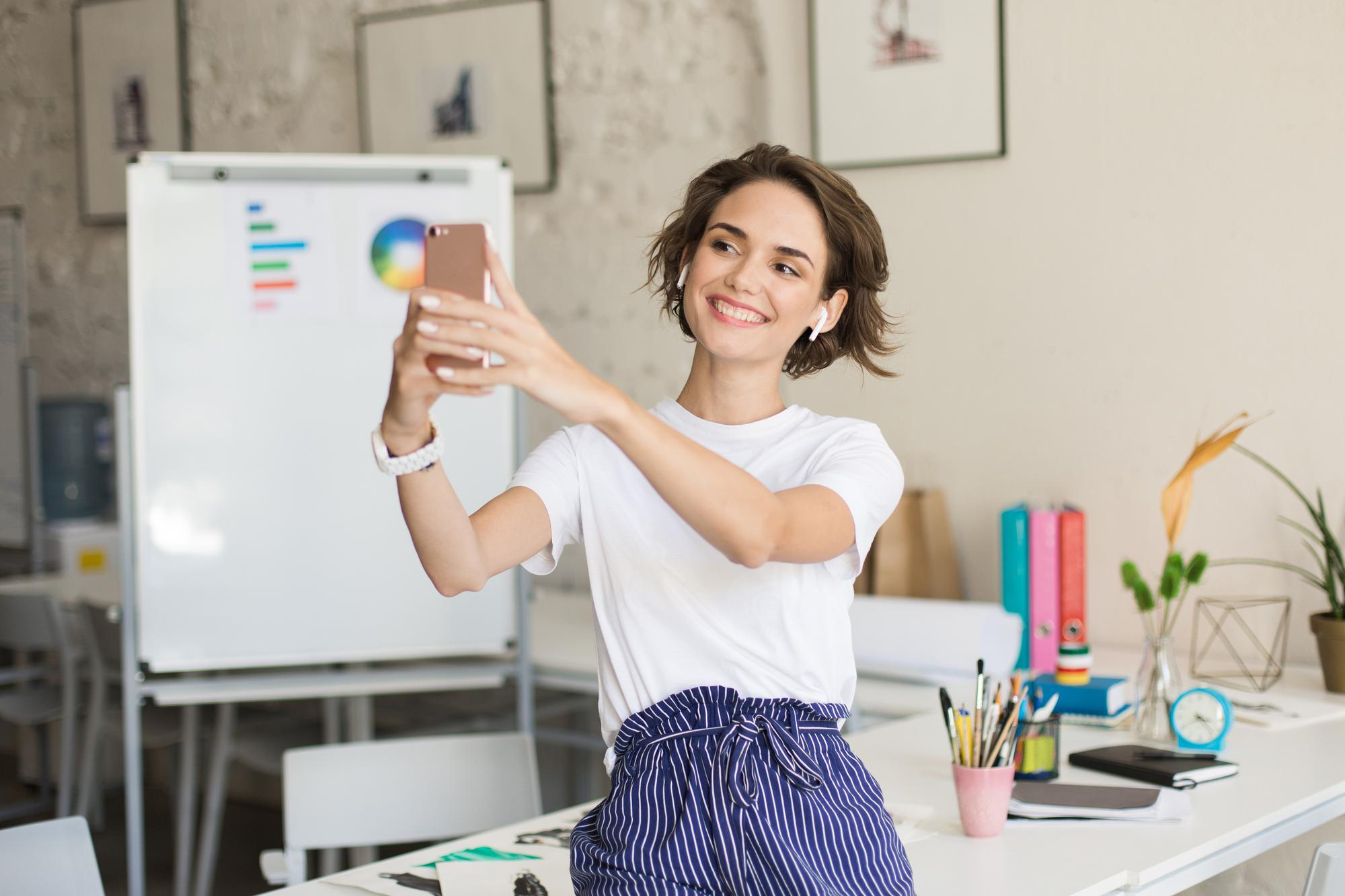 El impacto de la coherencia visual en la confianza de tu marca personal